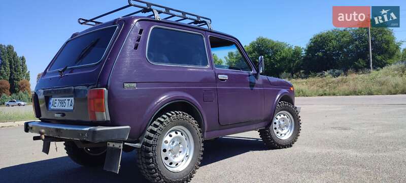 Позашляховик / Кросовер ВАЗ / Lada 21213 Niva 2000 в Новомосковську
