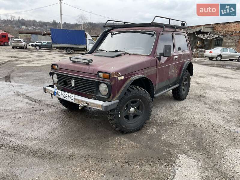 Внедорожник / Кроссовер ВАЗ / Lada 21213 Niva 2000 в Харькове