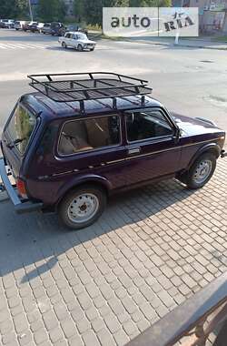 Позашляховик / Кросовер ВАЗ / Lada 21213 Niva 2004 в Шепетівці