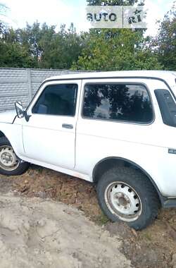 Позашляховик / Кросовер ВАЗ / Lada 21213 Niva 2003 в Бородянці