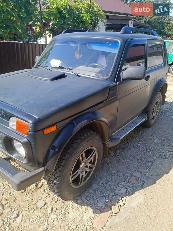 Внедорожник / Кроссовер ВАЗ / Lada 21213 Niva 2001 в Одессе