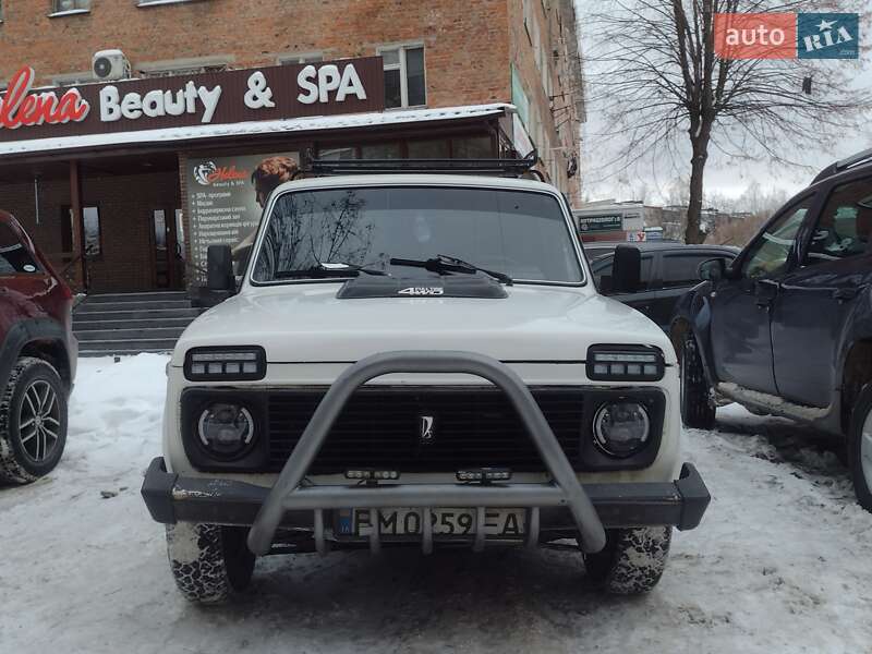 Внедорожник / Кроссовер ВАЗ / Lada 21213 Niva 2004 в Шостке