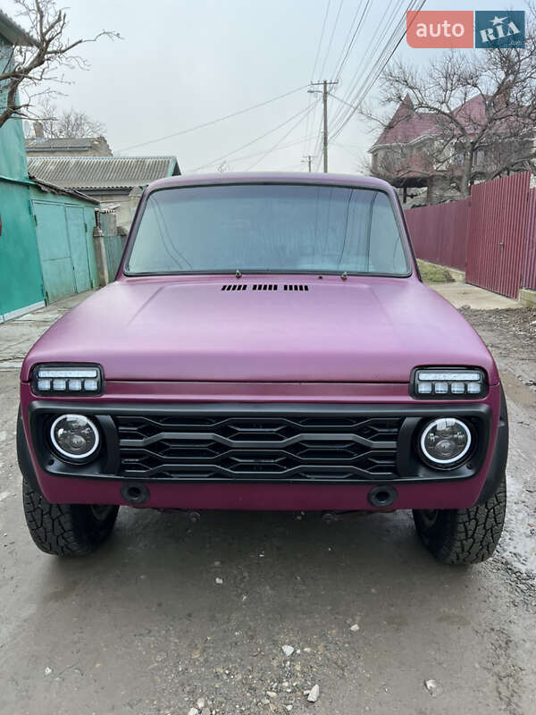 Внедорожник / Кроссовер ВАЗ / Lada 21213 Niva 2004 в Одессе