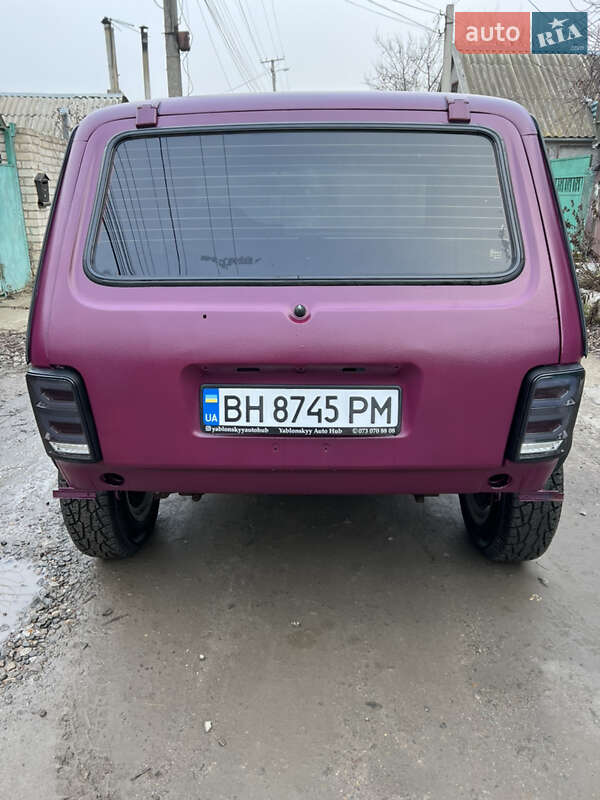 Внедорожник / Кроссовер ВАЗ / Lada 21213 Niva 2004 в Одессе