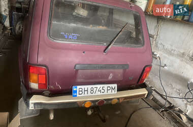 Внедорожник / Кроссовер ВАЗ / Lada 21213 Niva 2004 в Одессе