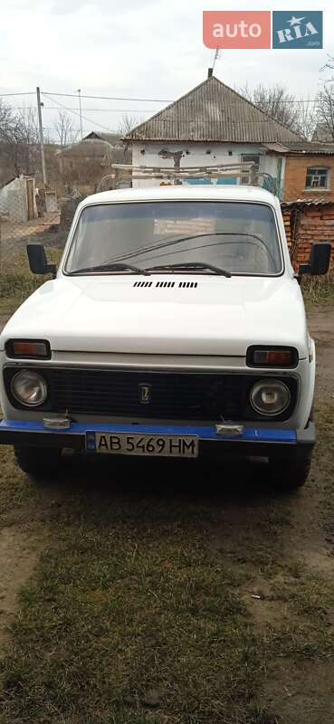 Позашляховик / Кросовер ВАЗ / Lada 21213 Niva 2001 в Гайсину
