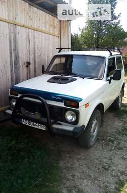 Внедорожник / Кроссовер ВАЗ / Lada 21213 Niva 2003 в Ужгороде