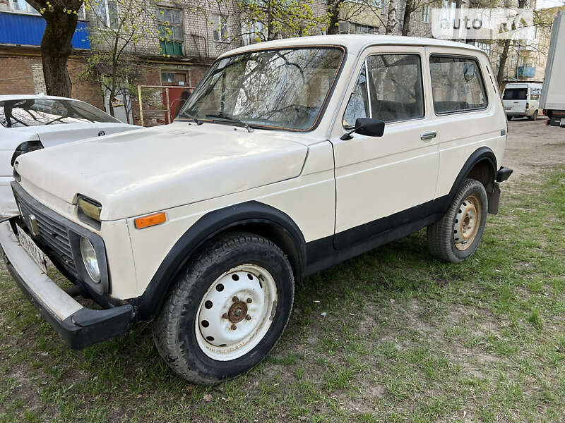 Позашляховик / Кросовер ВАЗ / Lada 21213 Niva 1995 в Шостці