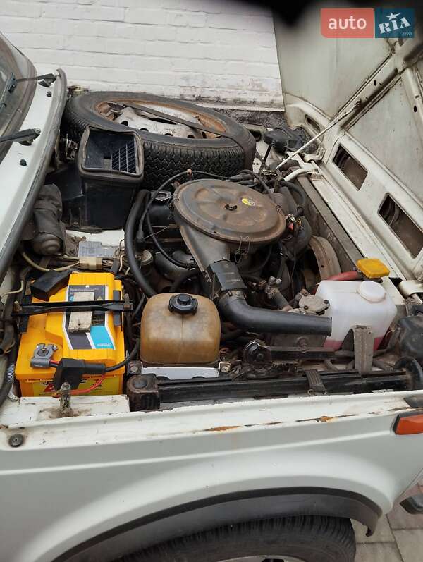 Внедорожник / Кроссовер ВАЗ / Lada 21213 Niva 1995 в Запорожье