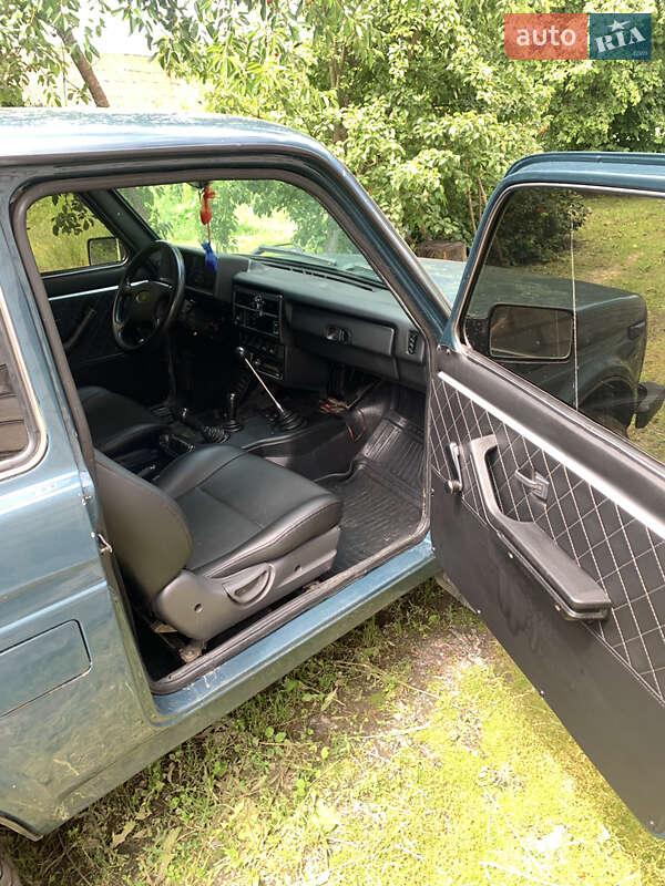 Внедорожник / Кроссовер ВАЗ / Lada 21213 Niva 2000 в Народичах