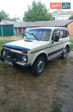 Внедорожник / Кроссовер ВАЗ 21213 Niva 1996 в 