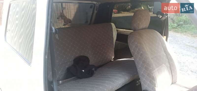 Внедорожник / Кроссовер ВАЗ / Lada 21213 Niva 1995 в Хусте фото 15 Внедорожник / Кроссовер ВАЗ / Lada 21213 Niva 1995 в Хусте
