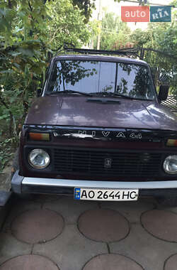 Внедорожник / Кроссовер ВАЗ 21213 Niva 2005 в 