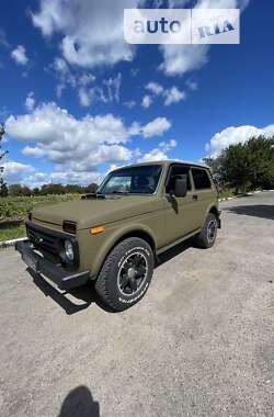 Позашляховик / Кросовер ВАЗ / Lada 21213 Niva 2002 в Прилуках