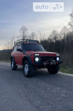 Позашляховик / Кросовер ВАЗ / Lada 21213 Niva 2002 в Мукачевому