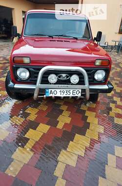 Внедорожник / Кроссовер ВАЗ / Lada 21213 Niva 2004 в Берегово