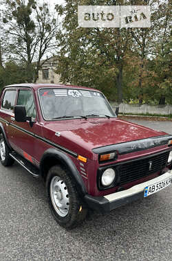 Позашляховик / Кросовер ВАЗ / Lada 21213 Niva 2003 в Вінниці