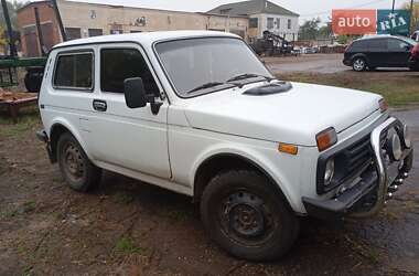 Позашляховик / Кросовер ВАЗ / Lada 21213 Niva 2002 в Недригайліву