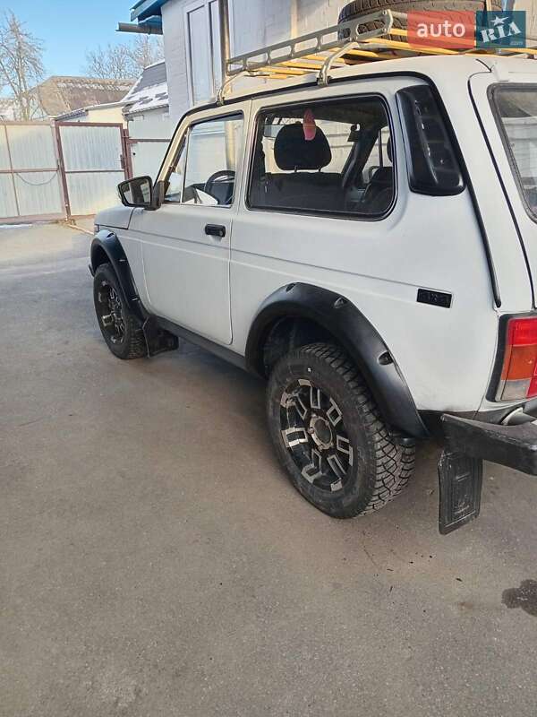 Внедорожник / Кроссовер ВАЗ / Lada 21213 Niva 1997 в Броварах