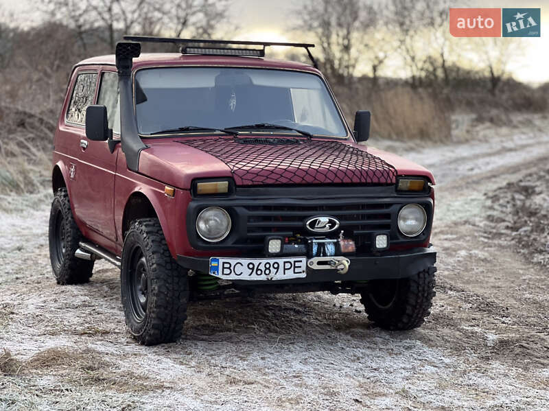 Внедорожник / Кроссовер ВАЗ / Lada 21213 Niva 1995 в Городке