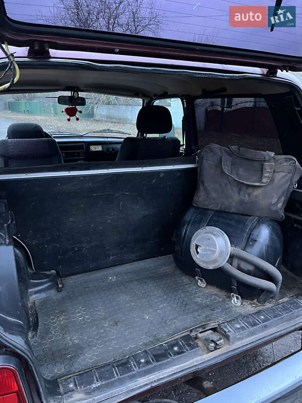 Позашляховик / Кросовер ВАЗ / Lada 21213 Niva 2003 в Чорнухах
