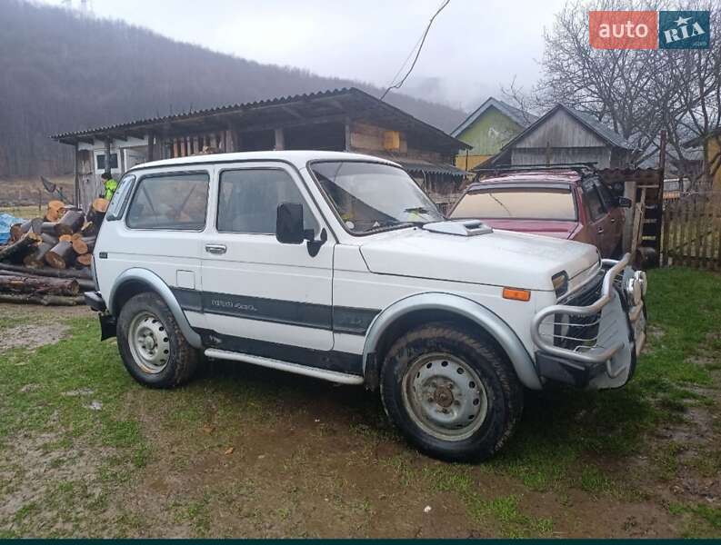 Позашляховик / Кросовер ВАЗ / Lada 21213 Niva 2003 в Болехові