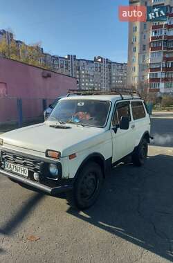 Позашляховик / Кросовер ВАЗ / Lada 21213 Niva 1998 в Києві