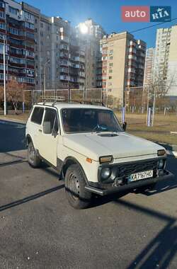 Позашляховик / Кросовер ВАЗ / Lada 21213 Niva 1998 в Києві