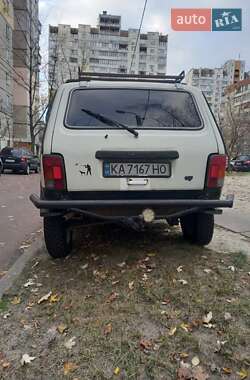 Позашляховик / Кросовер ВАЗ / Lada 21213 Niva 1998 в Києві