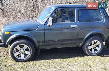 Внедорожник / Кроссовер ВАЗ 21213 Niva 2003 в 