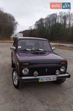 Внедорожник / Кроссовер ВАЗ 21213 Niva 2000 в 