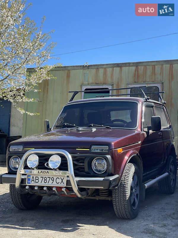 Позашляховик / Кросовер ВАЗ / Lada 21213 Niva 2004 в Гайсину