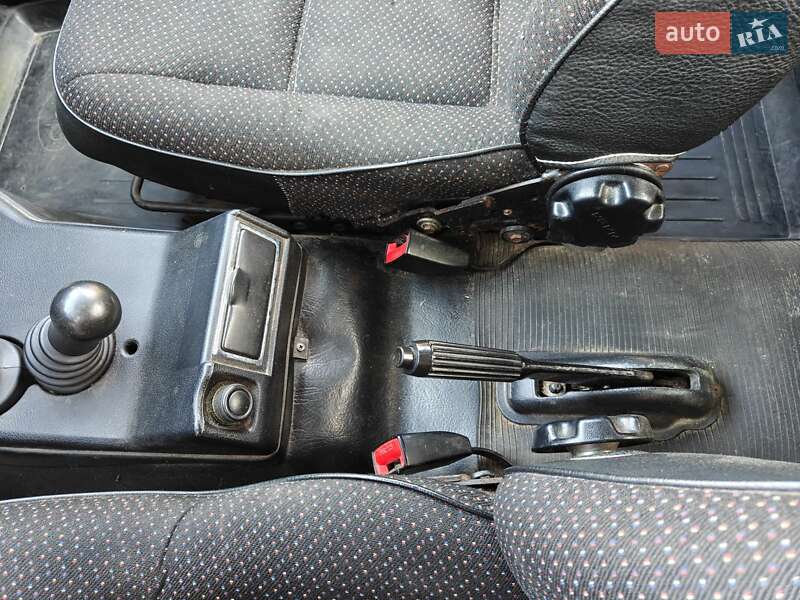 Внедорожник / Кроссовер ВАЗ / Lada 21213 Niva 2005 в Чернигове