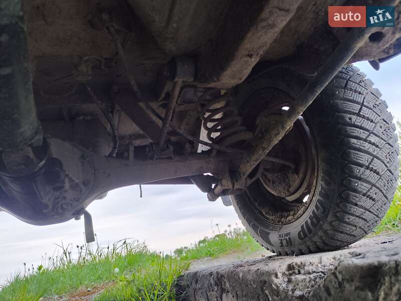 Внедорожник / Кроссовер ВАЗ / Lada 21213 Niva 1992 в Вишневце