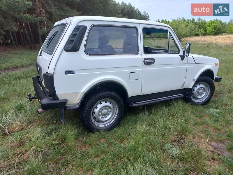 Позашляховик / Кросовер ВАЗ / Lada 21213 Niva 1995 в Решетилівці фото 5 Позашляховик / Кросовер ВАЗ / Lada 21213 Niva 1995 в Решетилівці