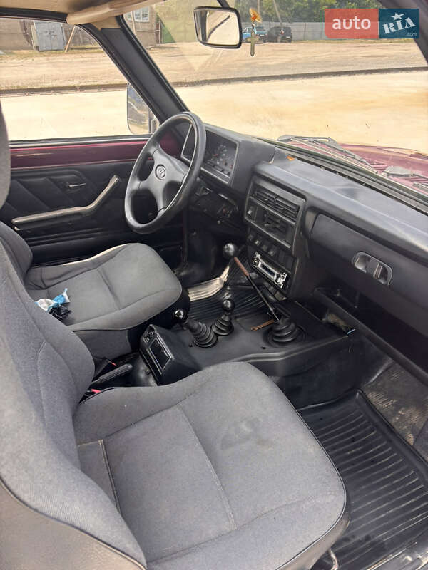 Внедорожник / Кроссовер ВАЗ / Lada 21213 Niva 2002 в Николаеве