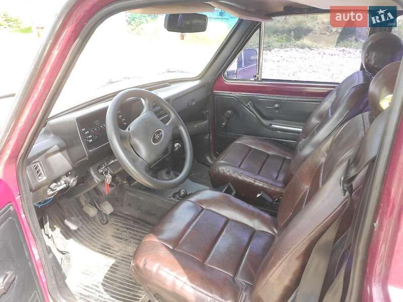 Позашляховик / Кросовер ВАЗ / Lada 21213 Niva 1994 в Павлограді