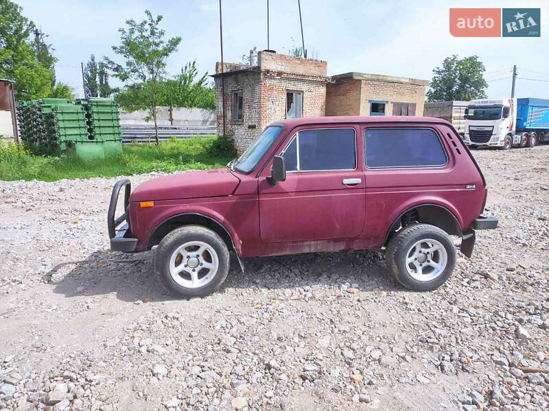 Позашляховик / Кросовер ВАЗ / Lada 21213 Niva 1994 в Павлограді