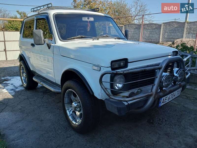 Позашляховик / Кросовер ВАЗ / Lada 21213 Niva 1995 в Дніпрі