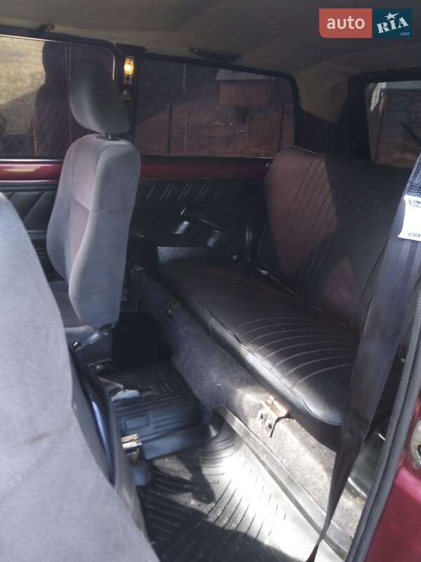 Позашляховик / Кросовер ВАЗ / Lada 21213 Niva 2002 в Косові