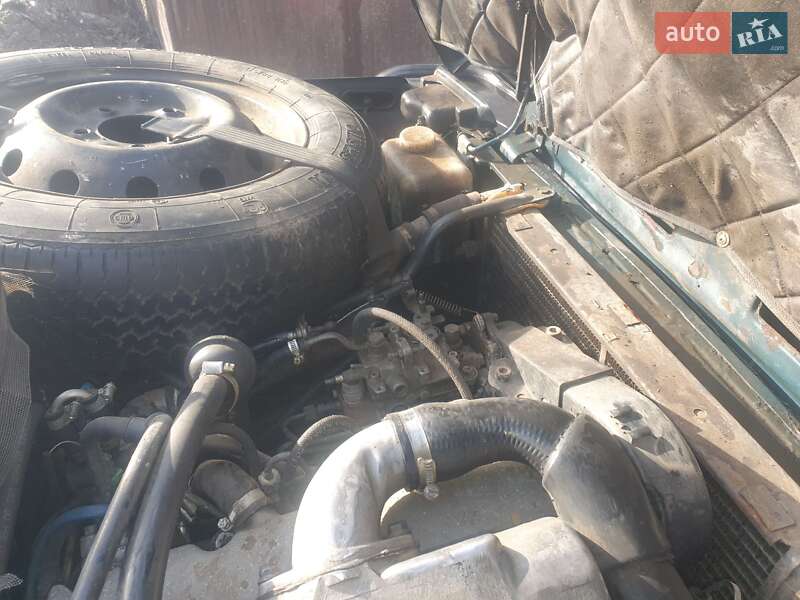 Внедорожник / Кроссовер ВАЗ / Lada 21213 Niva 2000 в Першотравенске