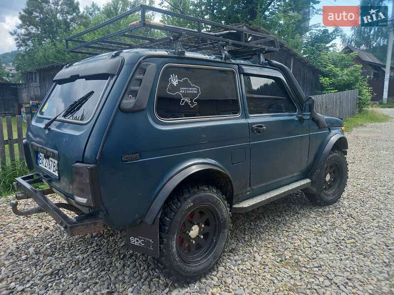 Внедорожник / Кроссовер ВАЗ / Lada 21213 Niva 2005 в Путиле