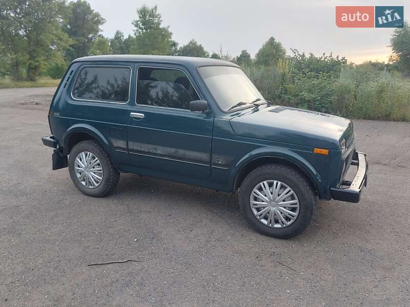 Позашляховик / Кросовер ВАЗ 21213 Niva 2005 в 