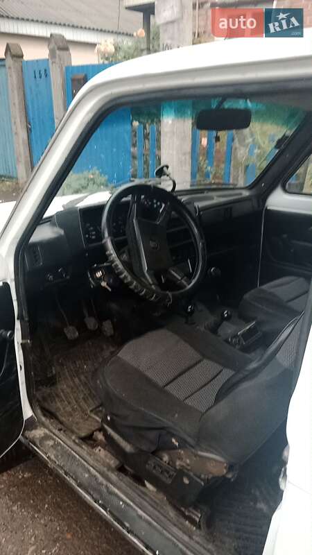 Внедорожник / Кроссовер ВАЗ / Lada 21213 Niva 1995 в Сумах