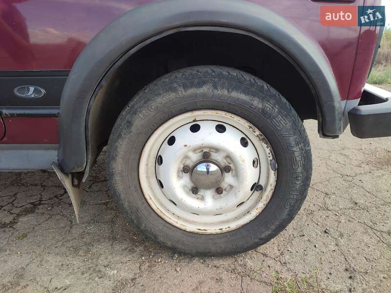 Внедорожник / Кроссовер ВАЗ / Lada 21213 Niva 2005 в Кропивницком фото 10 Внедорожник / Кроссовер ВАЗ / Lada 21213 Niva 2005 в Кропивницком