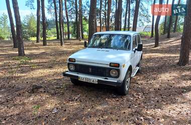 Позашляховик / Кросовер ВАЗ 21213 Niva 2001 в Лебедині