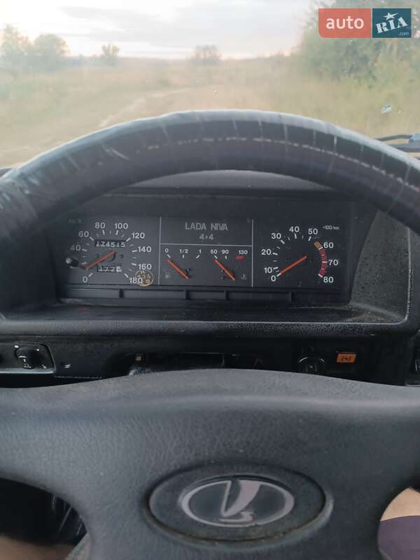 Внедорожник / Кроссовер ВАЗ / Lada 21213 Niva 1999 в Киеве