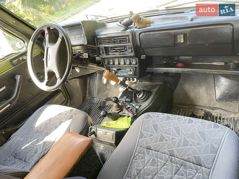 Внедорожник / Кроссовер ВАЗ / Lada 21213 Niva 1996 в Броварах фото 14 Внедорожник / Кроссовер ВАЗ / Lada 21213 Niva 1996 в Броварах