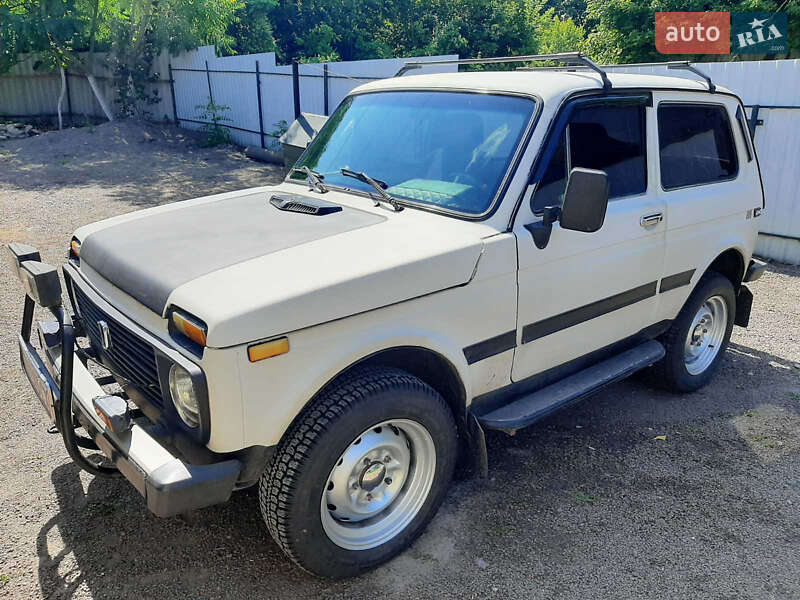 Внедорожник / Кроссовер ВАЗ / Lada 21213 Niva 1994 в Бахмаче