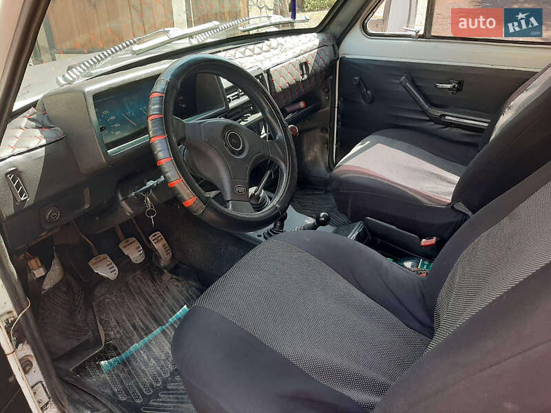 Внедорожник / Кроссовер ВАЗ / Lada 21213 Niva 1994 в Бахмаче